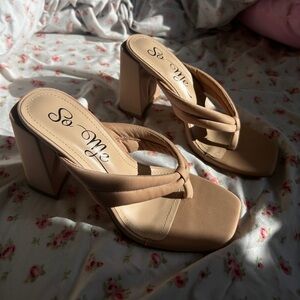 so me small square heels